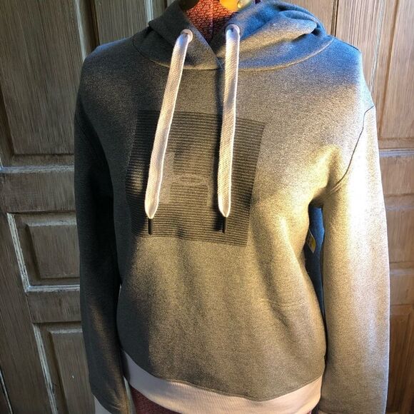 Women’s Under Armour Threadborne Hoodie NWT    - Picture 3 of 10